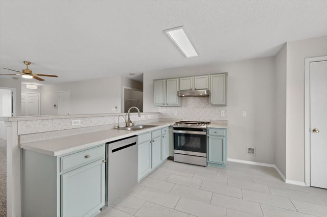 9309 Valle Vidal Place SW, Albuquerque, NM 87121