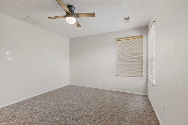 9309 Valle Vidal Place SW, Albuquerque, NM 87121