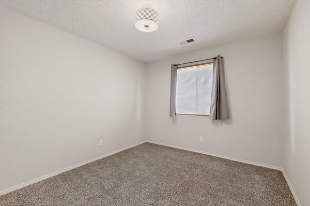 9309 Valle Vidal Place SW, Albuquerque, NM 87121
