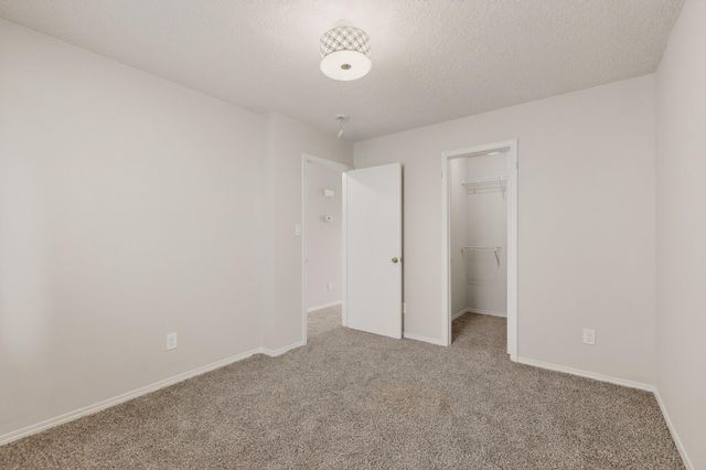 9309 Valle Vidal Place SW, Albuquerque, NM 87121