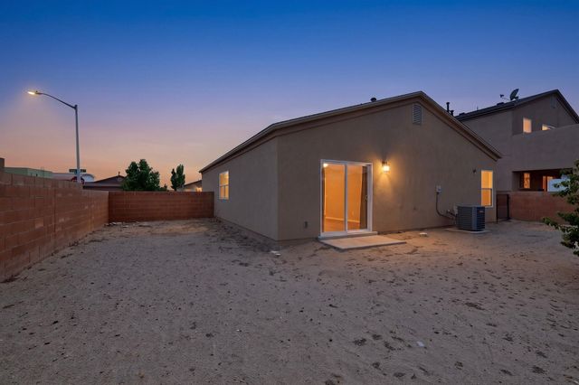 9309 Valle Vidal Place SW, Albuquerque, NM 87121