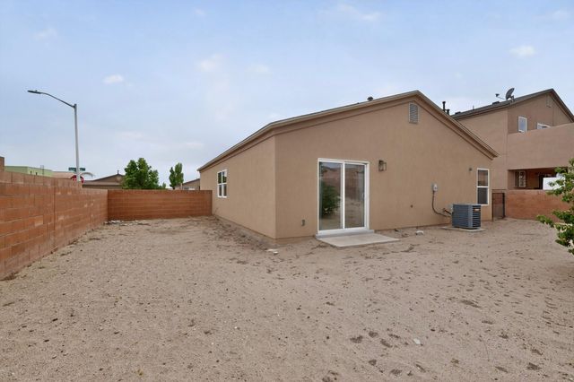 9309 Valle Vidal Place SW, Albuquerque, NM 87121