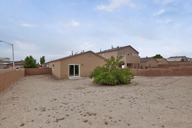 9309 Valle Vidal Place SW, Albuquerque, NM 87121
