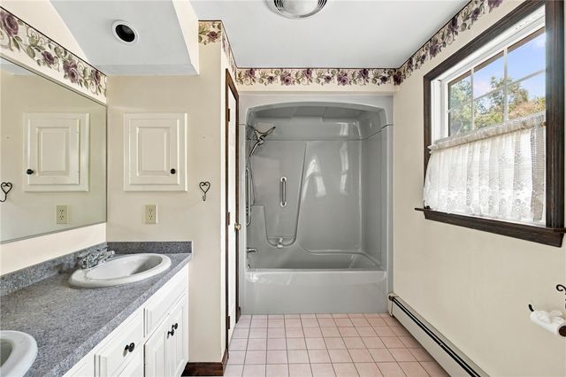423 Buxton Street, North Smithfield, RI 02896