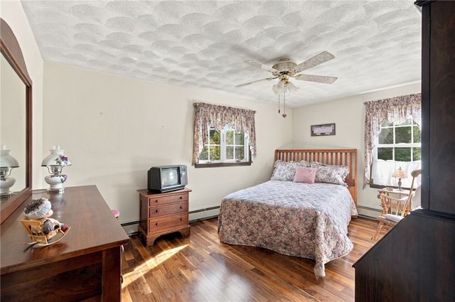 423 Buxton Street, North Smithfield, RI 02896