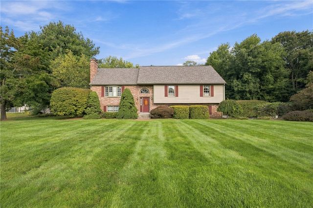 423 Buxton Street, North Smithfield, RI 02896