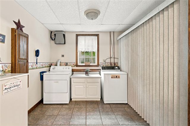423 Buxton Street, North Smithfield, RI 02896