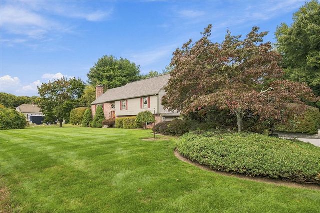 423 Buxton Street, North Smithfield, RI 02896