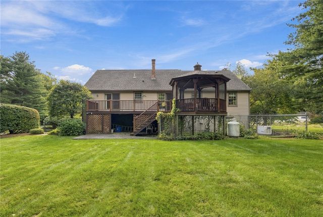 423 Buxton Street, North Smithfield, RI 02896