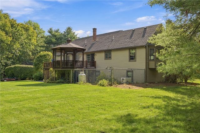 423 Buxton Street, North Smithfield, RI 02896