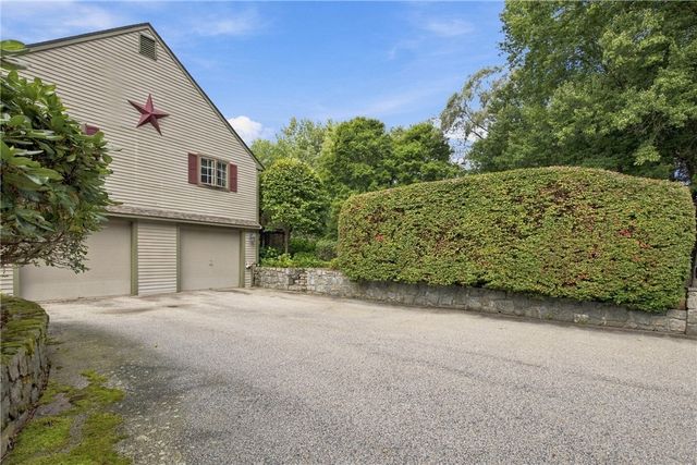 423 Buxton Street, North Smithfield, RI 02896