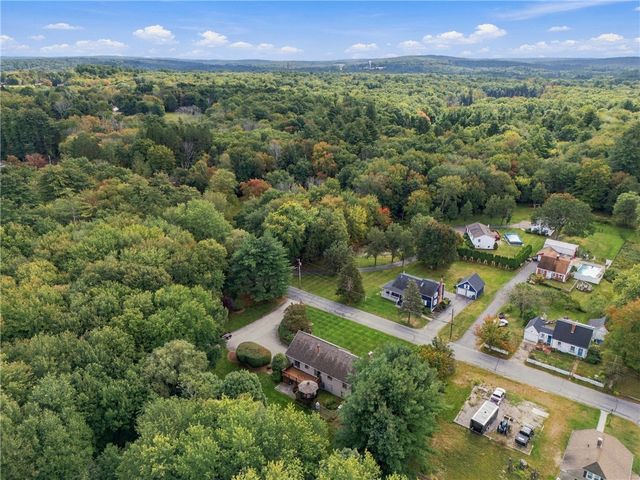 423 Buxton Street, North Smithfield, RI 02896