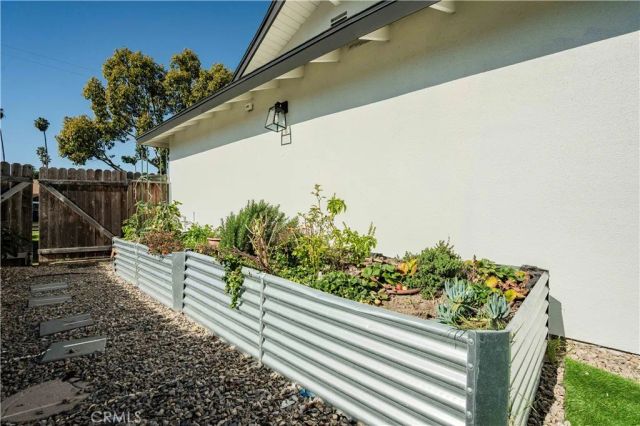 492 Graham, Camarillo, CA 93010