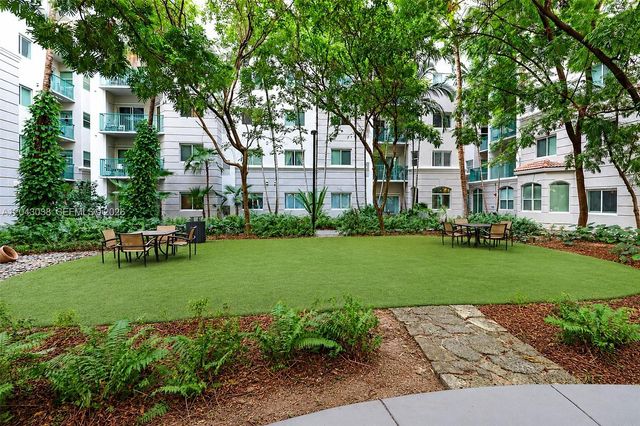 6001 SW 70th Street 108, South Miami, FL 33143
