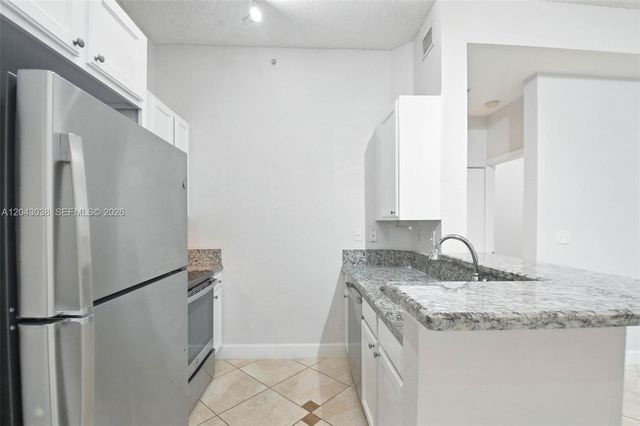 6001 SW 70th Street 108, South Miami, FL 33143