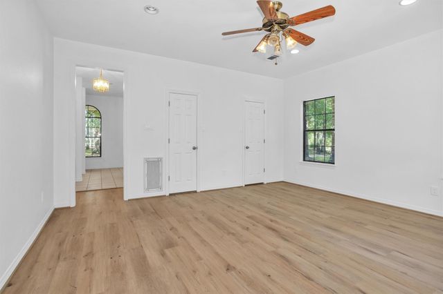 14657 Cedar Lane Loop, Willis, TX 77378