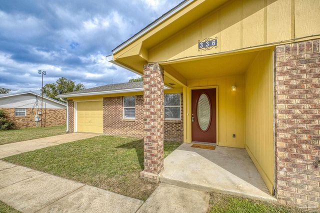 336 Crestfield Cir, Cantonment, FL 32533