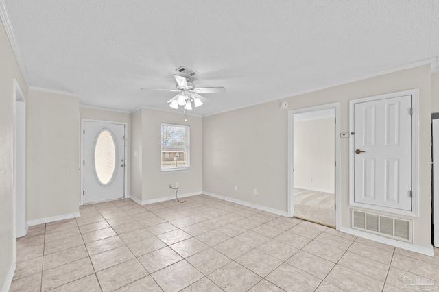 336 Crestfield Cir, Cantonment, FL 32533