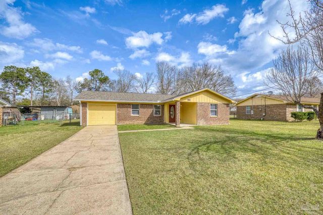 336 Crestfield Cir, Cantonment, FL 32533