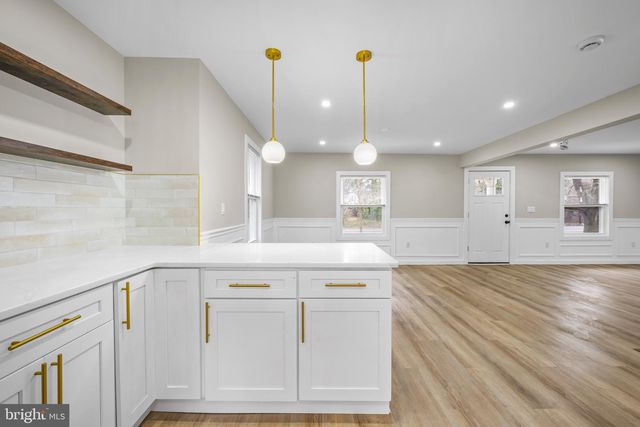 613 HAWKS BRIDGE, Carneys Point, NJ 08069