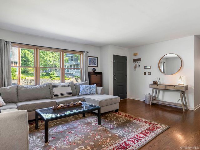 30 Prospect Street, New Paltz, NY 12561