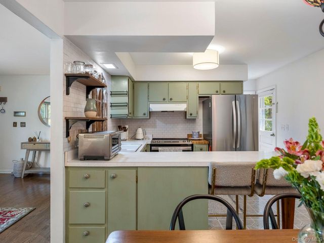 30 Prospect Street, New Paltz, NY 12561