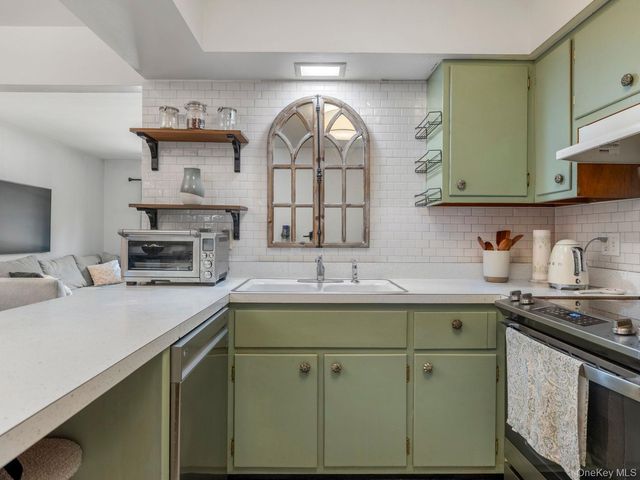 30 Prospect Street, New Paltz, NY 12561