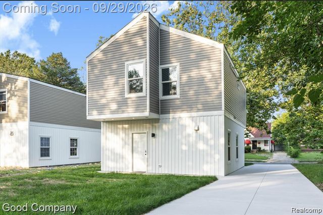 7551 Clayburn Street, Detroit, MI 48228