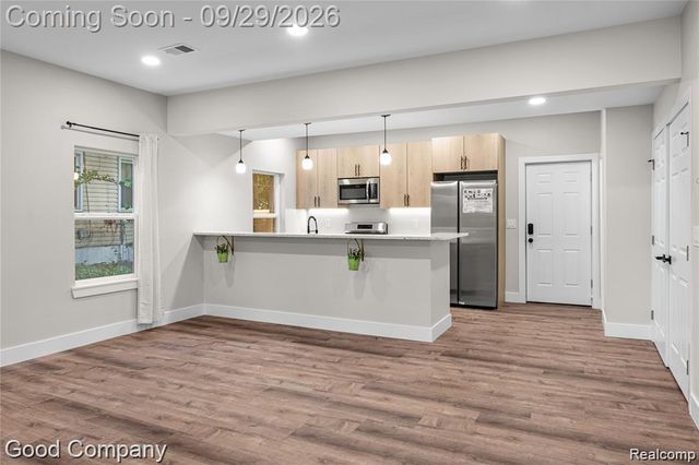 7551 Clayburn Street, Detroit, MI 48228