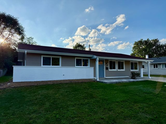 1420 Cooper Road, Hoffman Estates, IL 60169