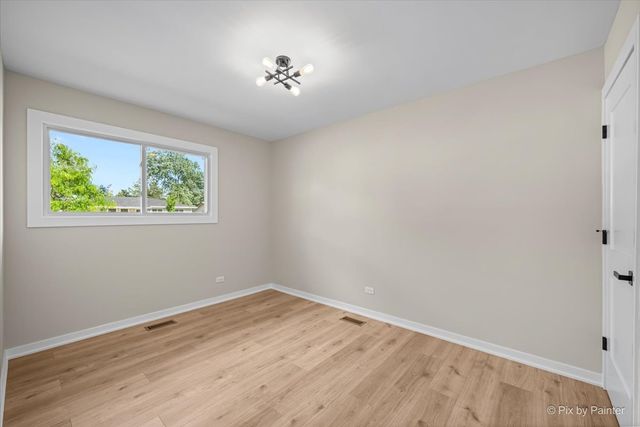 1420 Cooper Road, Hoffman Estates, IL 60169