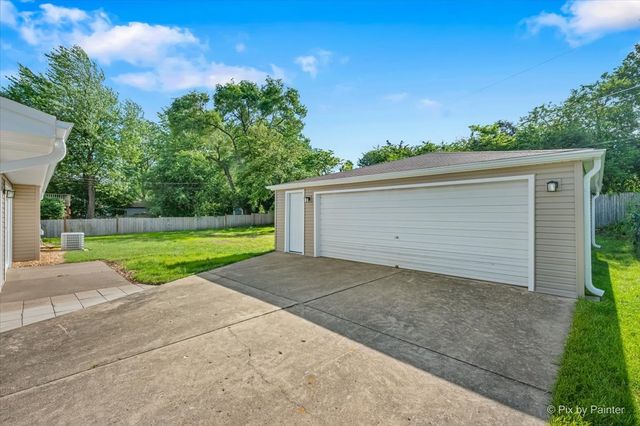 1420 Cooper Road, Hoffman Estates, IL 60169