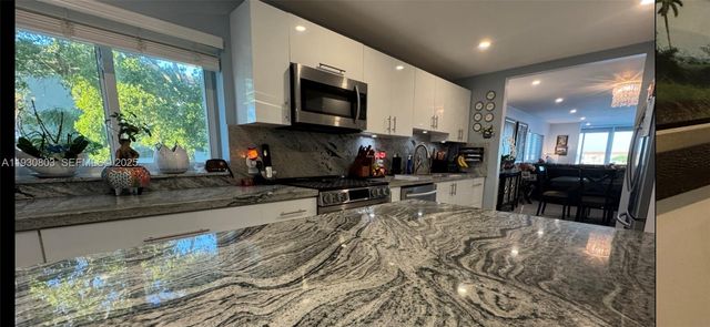 1501 SW 134th Way 301D, Pembroke Pines, FL 33027