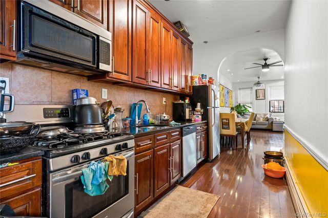 1891 Pacific Street, Brooklyn, NY 11233