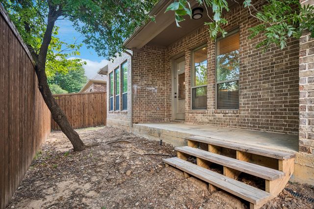 7149 Stone Villa Circle, North Richland Hills, TX 76182