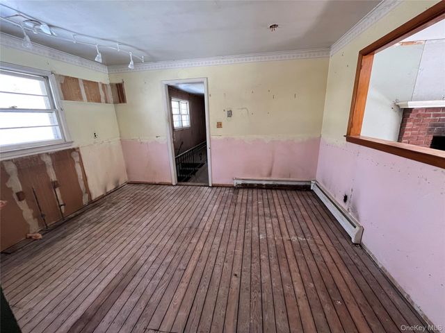 802 Tooker Avenue, West Babylon, NY 11704