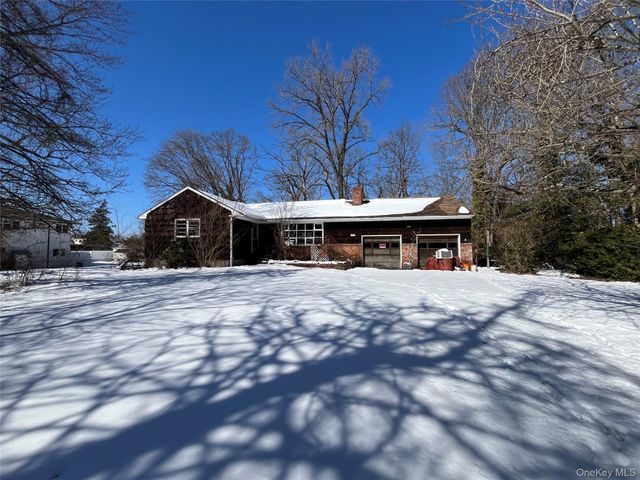 802 Tooker Avenue, West Babylon, NY 11704