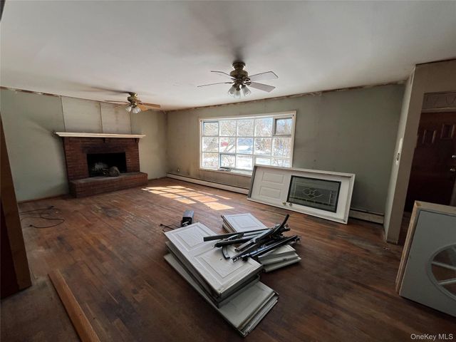 802 Tooker Avenue, West Babylon, NY 11704