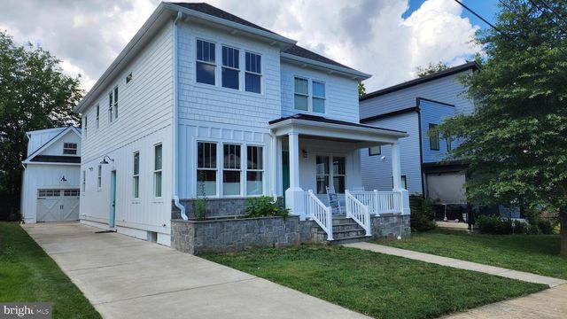 2701 12TH ST S, Arlington, VA 22204