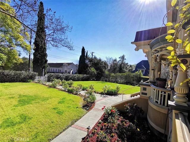 225 N Lima, Sierra Madre, CA 91024