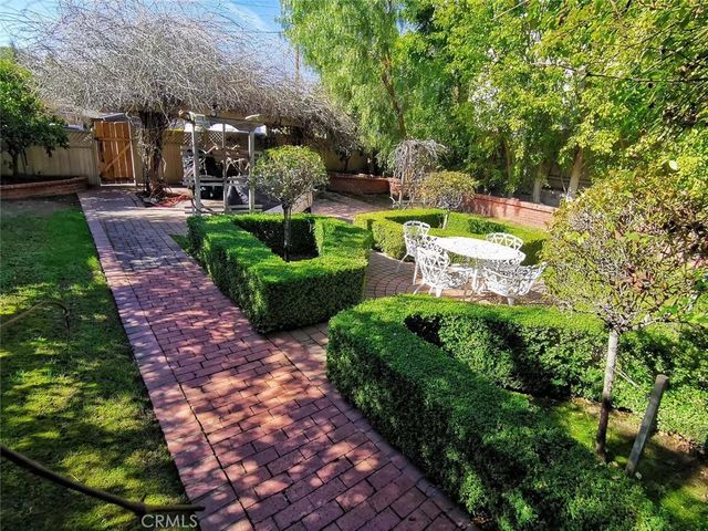 225 N Lima, Sierra Madre, CA 91024
