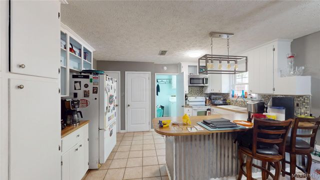 1634 Pink Lilly Road, Prattville, AL 36067