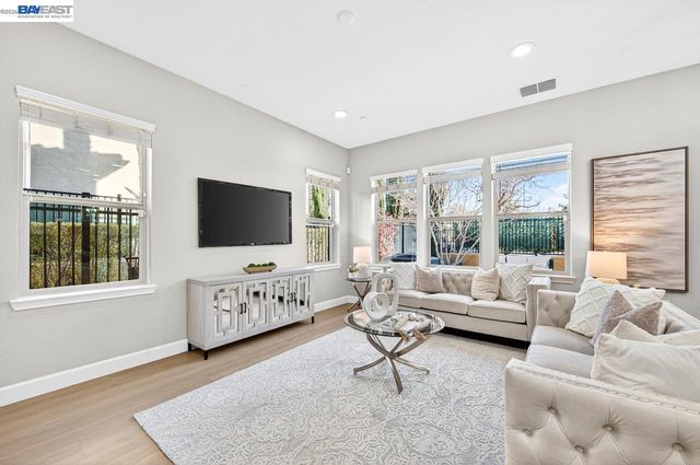 4433 Cherico Ln, Dublin, CA 94568