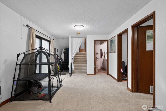 37135 2nd Avenue SW, Federal Way, WA 98023