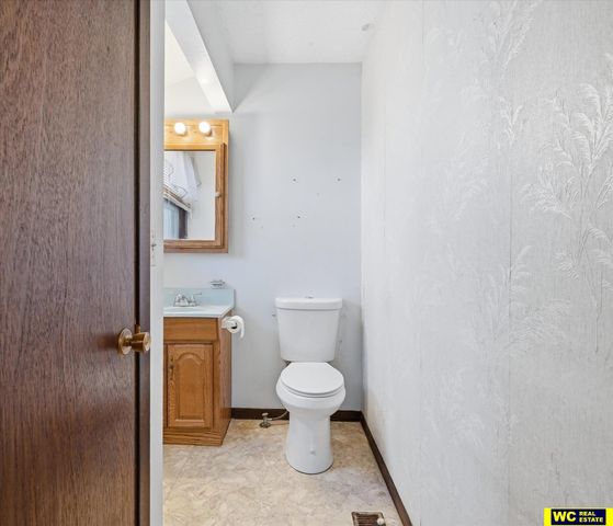 502 Timber Circle, Crescent, IA 51526