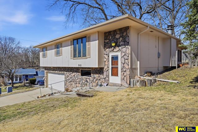 502 Timber Circle, Crescent, IA 51526