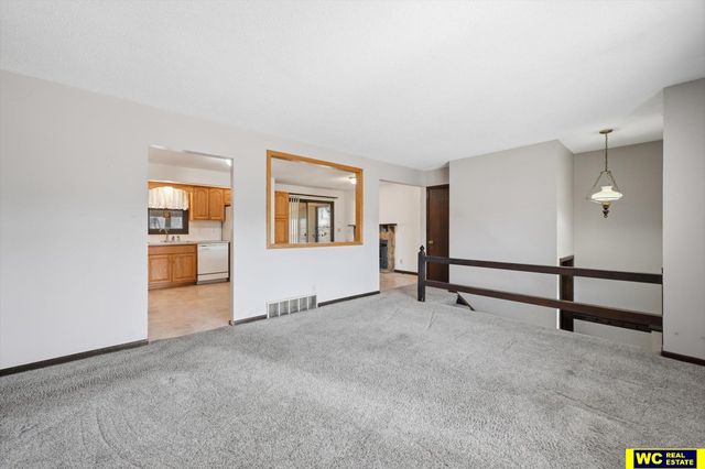 502 Timber Circle, Crescent, IA 51526