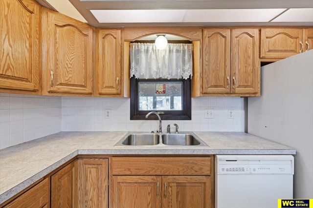 502 Timber Circle, Crescent, IA 51526