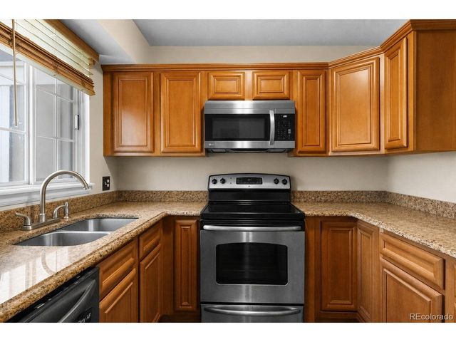 15497 E Louisiana Ave, Aurora, CO 80017
