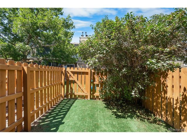 15497 E Louisiana Ave, Aurora, CO 80017
